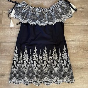 NEW YORK CO navy blue and white off the shoulder dress